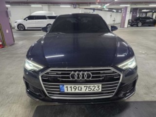아우디 A6 (C8)