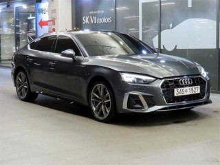 아우디 A5 (F5)