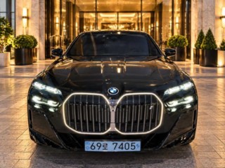 BMW BMW i7
