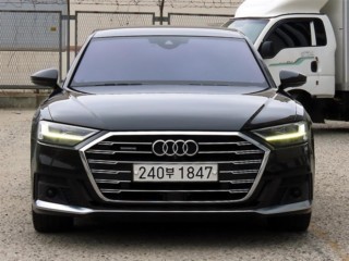 아우디 A8 (D5)