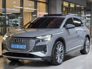 아우디 Q4