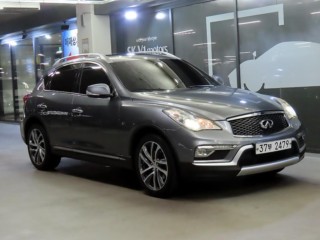 인피니티 QX