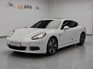 포르쉐 파나메라