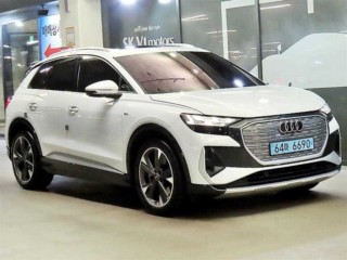 아우디 Q4