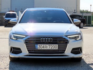 아우디 A6 (C8)
