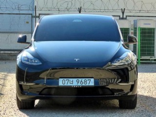테슬라 모델 Y 롱 레인지 2024년 10월 중고차 사진 1