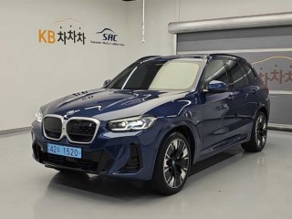 BMW iX3