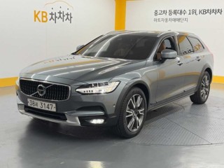 볼보 V90 크로스컨트리