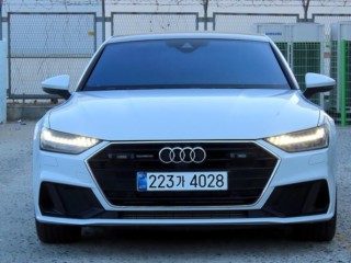 아우디 A7 (4K)