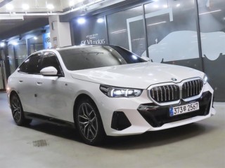 BMW 5시리즈 (G60)