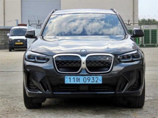 BMW iX3 (G08)