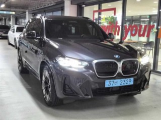BMW iX3 (G08)