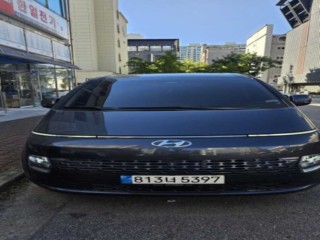 현대 스타리아