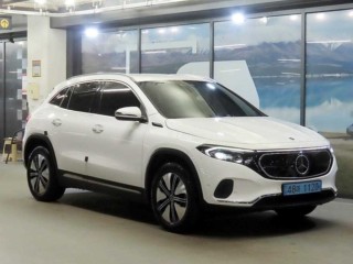 벤츠 EQA H243