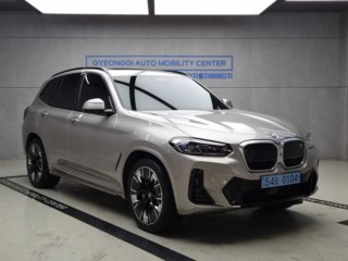 BMW iX3 (G08)