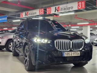 BMW X5 (G05)