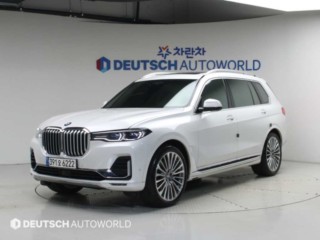 BMW X7 (G07)