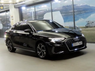 아우디 A3(8Y)