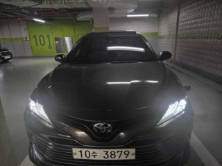 토요타 캠리(XV70)