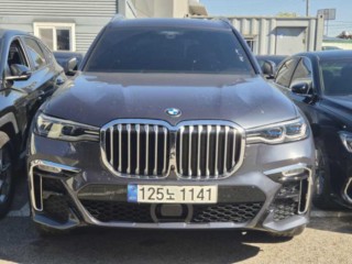 BMW X7 (G07)