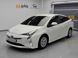 토요타 프리우스 4세대