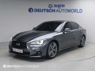 인피니티 Q50