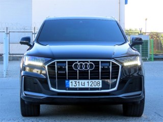 아우디 Q7 (4M)
