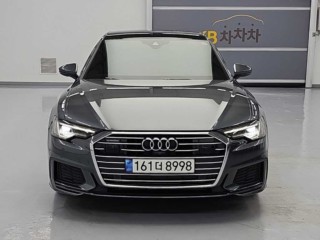 아우디 A6 (C8)