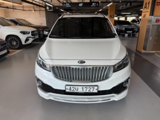 수원 중고차 기아 올 뉴 카니발 디젤 9인승 노블레스 2017.01식 93,831km