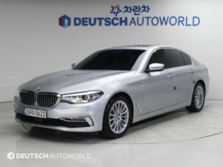 수원 중고차 BMW 5시리즈 (G30) 520i 럭셔리 2019.09식 135,753km