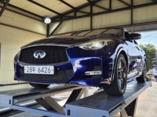 수원 중고차 인피니티 Q30 2.0 프리미엄 2017.05식 38,694km