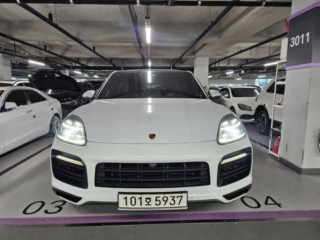 포르쉐 카이엔(PO536)