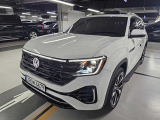 수원 중고차 폭스바겐 아틀라스 (2세대) 2.0 TSI R-라인 7인승 2025.08식 10,358km