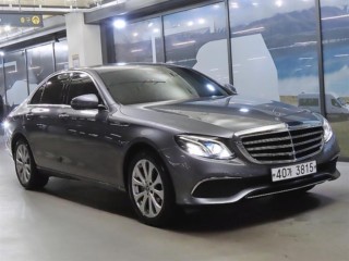 수원 중고차 벤츠 E-클래스 W213 E300 4MATIC 익스클루시브 2018.10식 139,791km