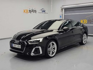 아우디 A5 (F5)
