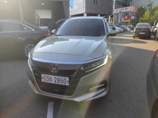 혼다 어코드(10세대)