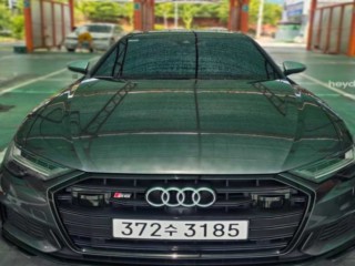 아우디 S6 (C8)