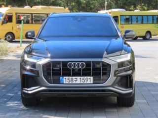 아우디 Q8