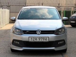 수원 중고차 폭스바겐 폴로 1.6 TDI R-LINE 2013.06식 129,080km
