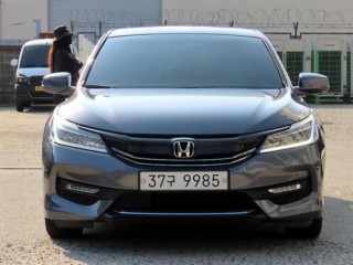 수원 중고차 혼다 올뉴어코드 2.4 2017.07식 79,827km