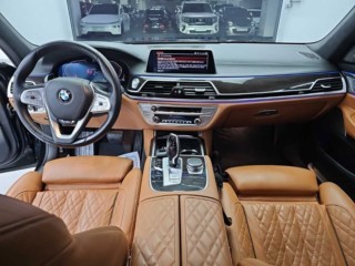 BMW 7시리즈 (G11)