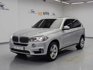 BMW X5 (F15)