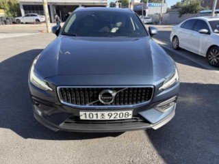 볼보 V60 크로스 컨트리 2세대
