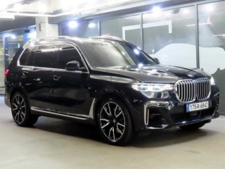 BMW X7 (G07)