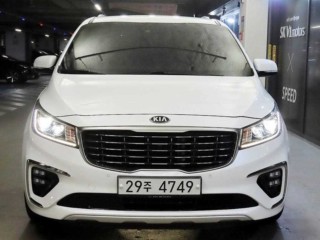 수원 중고차 기아 더 뉴 카니발 디젤 9인승 노블레스 스페셜 2019.01식 82,329km