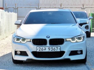 수원 중고차 BMW 3시리즈 (F30) 320i M 스포츠 2017.10식 107,847km