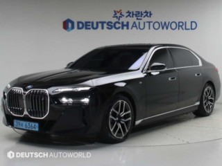 BMW BMW i7