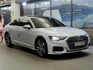아우디 A6 (C8)