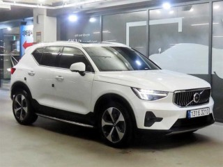 볼보 XC40