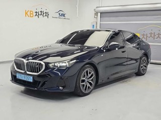 BMW i5